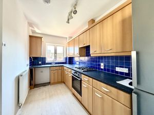 Kitchen- click for photo gallery